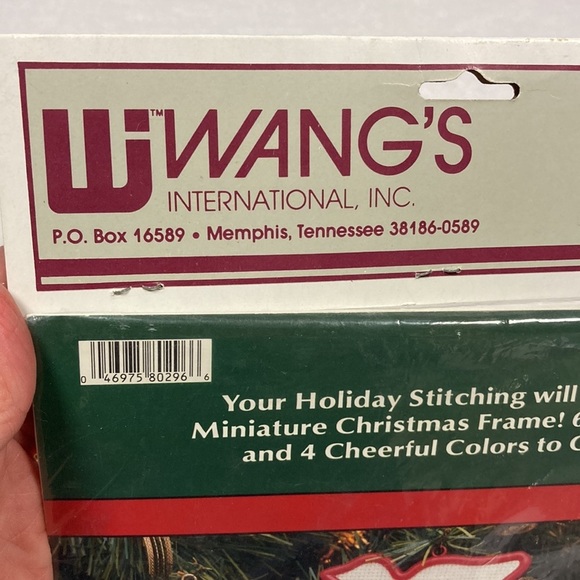NWT Vintage wangs holiday stitchery needlepoint decoration frames Christmas - Picture 4 of 5